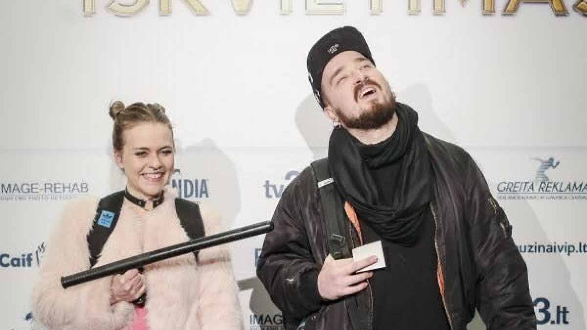 "Keulė rūkė" bendraturčiai Rūta Jankauskaitė ir Dominykas Čečkauskas / Asmeninio albumo nuotr. 