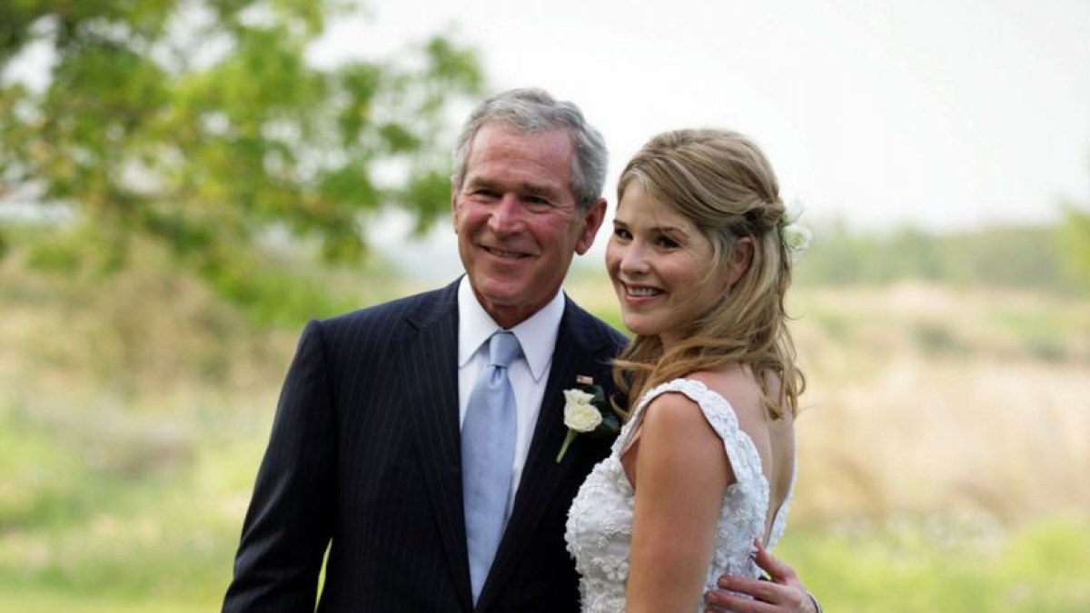 George'as Bushas ir dukra Jenna / AFP/Scanpix nuotr.