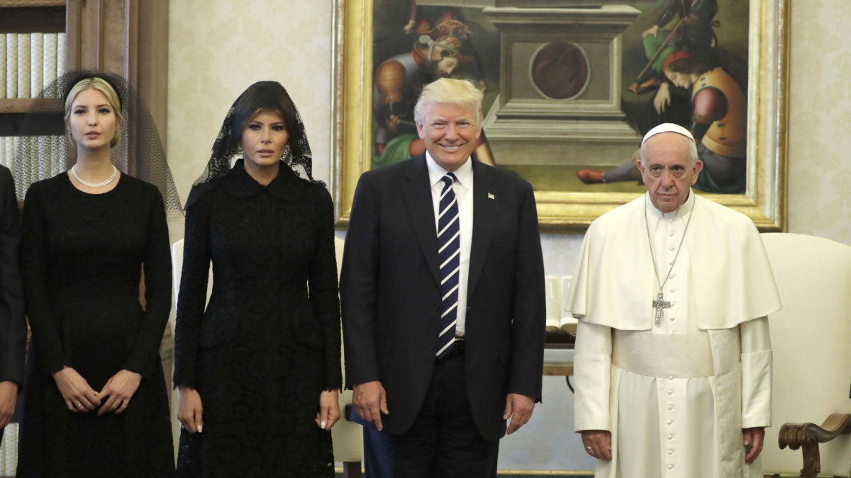 JAV prezidentas Donaldas Trumpas su šeima lankėsi Vatikane / „Scanpix“ nuotr.