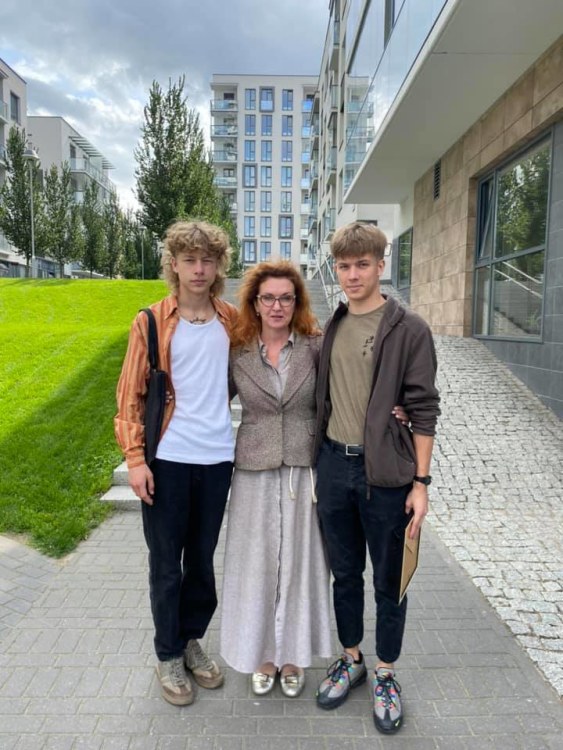 Asta Stašaitytė su sūnumis Emiliu ir Danieliumi / Asmeninio albumo nuotr.