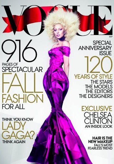 Lady Gaga ant jubiliejinio  „Vogue“ viršelio / Twitter nuotr.