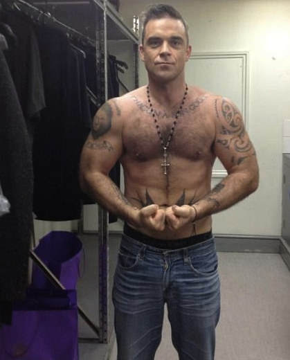 Robbie Williams / „Twitter“ nuotr.