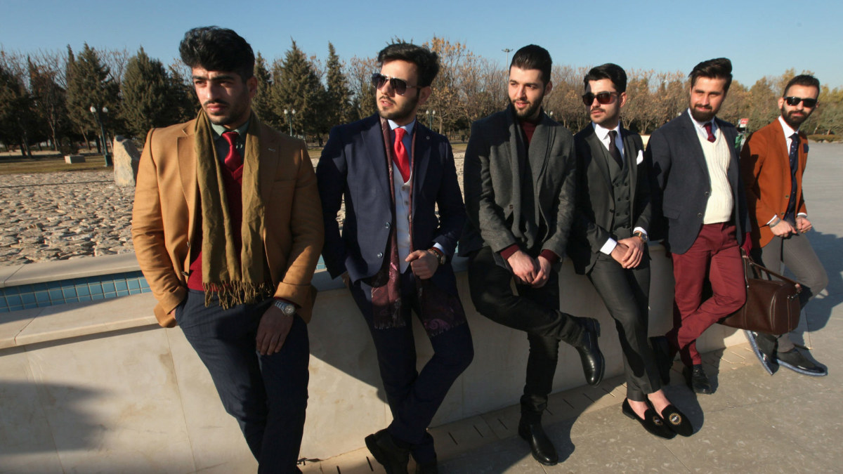 Irake, Erbilio mieste, stilingi vyrai įkūrė Džentelmenų klubą / „Scanpix“ nuotr.