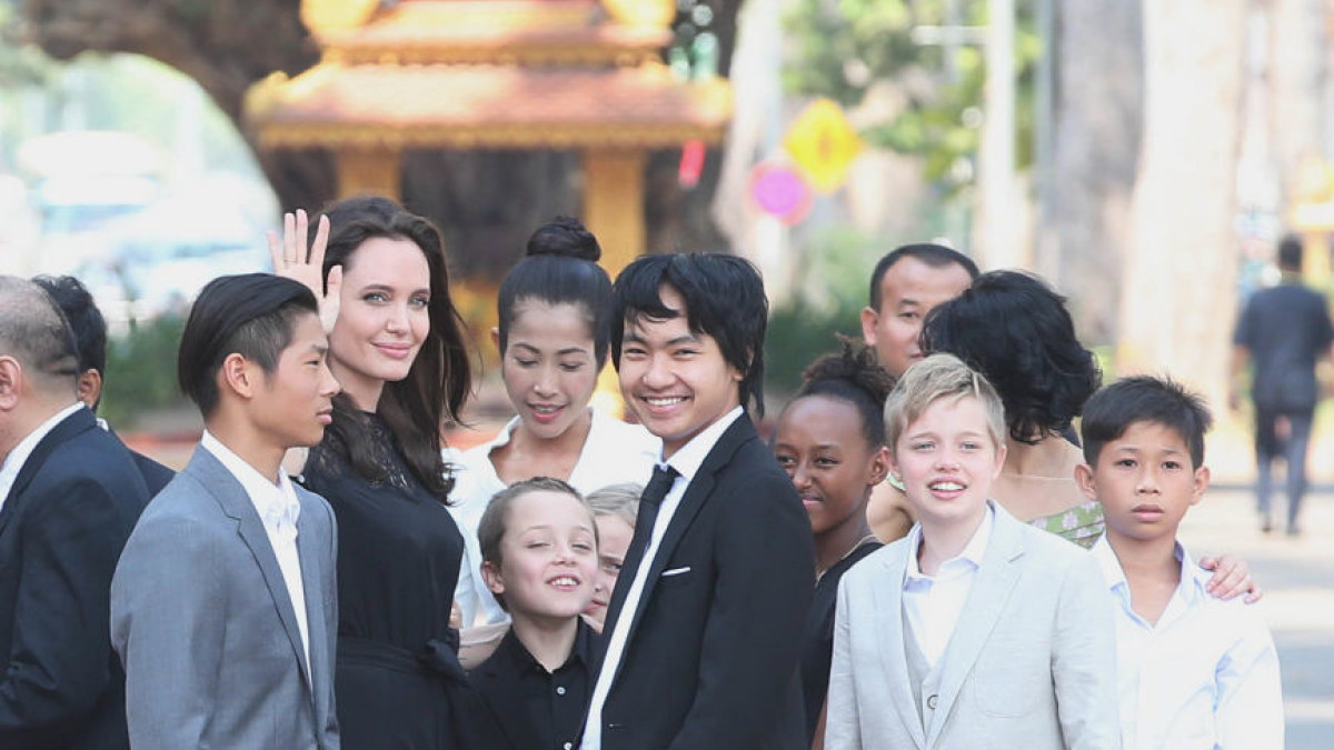 Angelina Jolie su vaikais, duktė Shiloh - dešinėje / Vida Press nuotr.