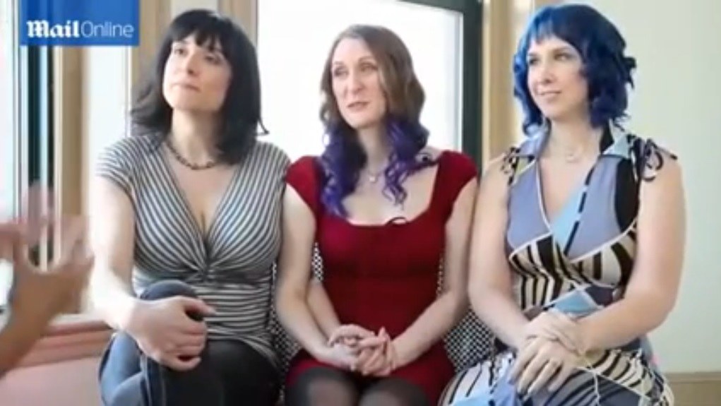 Lesbietės Doll, Kitten ir Brynn / Kadras iš „Youtube“