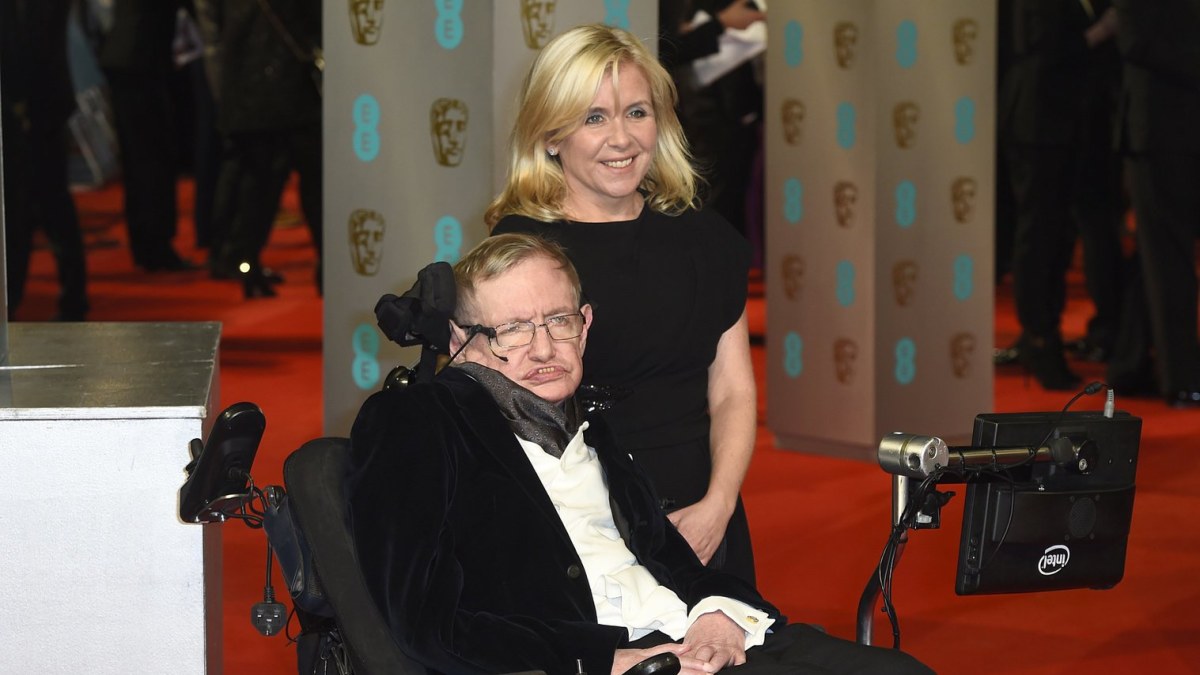 Stephenas Hawkingas su dukra Lucy Hawking / „Scanpix“/„PA Wire“/„Press Association Images“ nuotr.