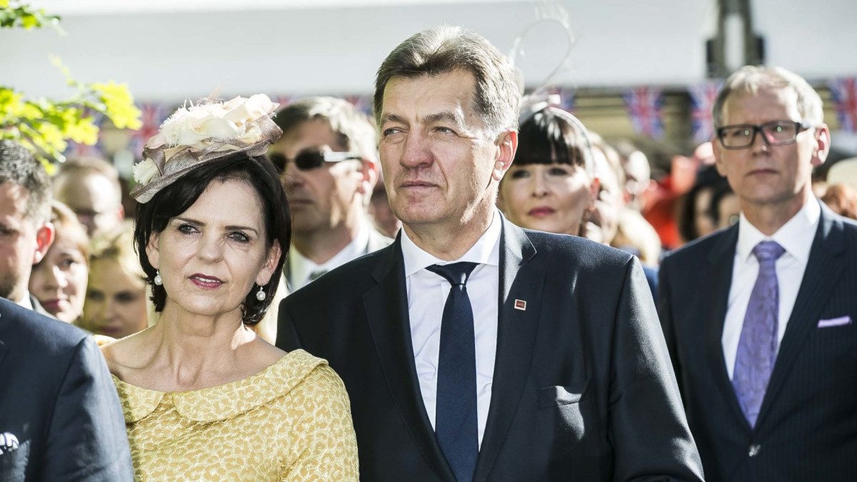Algirdas Butkevičius su žmona Janina / Viganto Ovadnevo/Žmonės.lt nuotr.