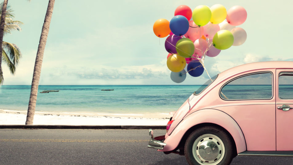 Rožinis automobilis / Shutterstock nuotr.