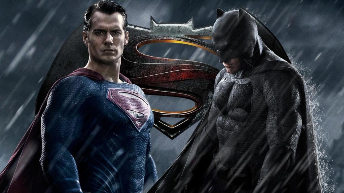 Henry Cavillas ir Benas Affleckas filme „Betmenas prieš Supermeną: teisingumo aušra“  / Filmo kūrėjų nuotr.