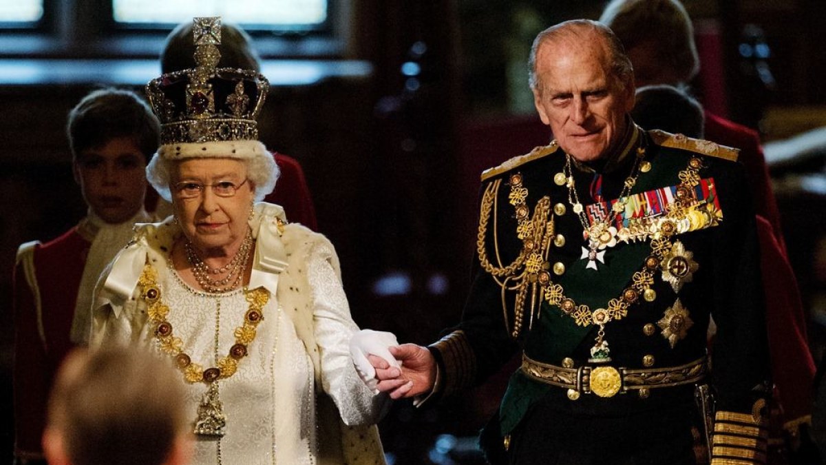 Karalienė Elizabeth II ir princas Philipas / AFP/„Scanpix“ nuotr.