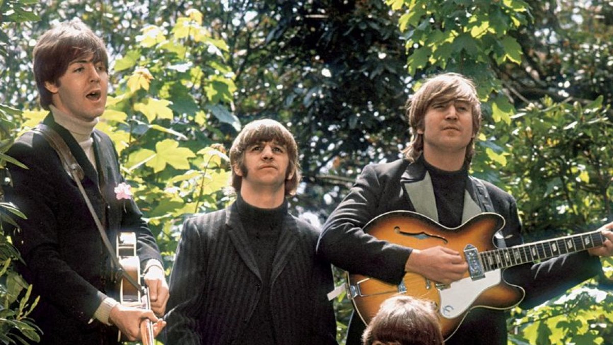 „The Beatles“ nariai dainos „Rain“ vaizdo klipo filmavime / „Scanpix“ nuotr.