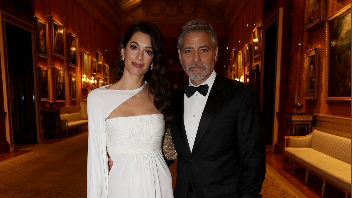 George'as ir Amal Clooney Bekingemo rūmuose/Vida Press nuotr.
