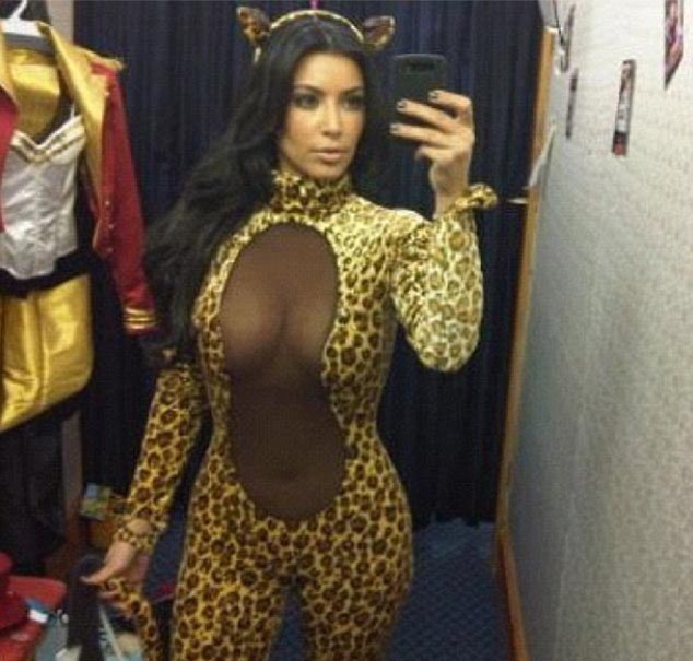 Kim Kardashian ruošiasi Helovinui / Asmeninio archyvo nuotr.