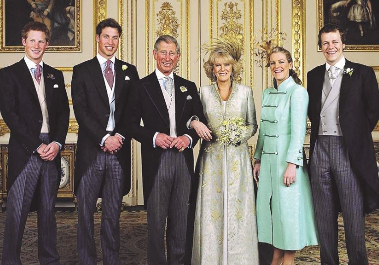 Kornvalio hercogienė Camilla ir jos vaikai Tomas Parkeris Bowlesas bei Laura Lopes / Vida Press nuotr.