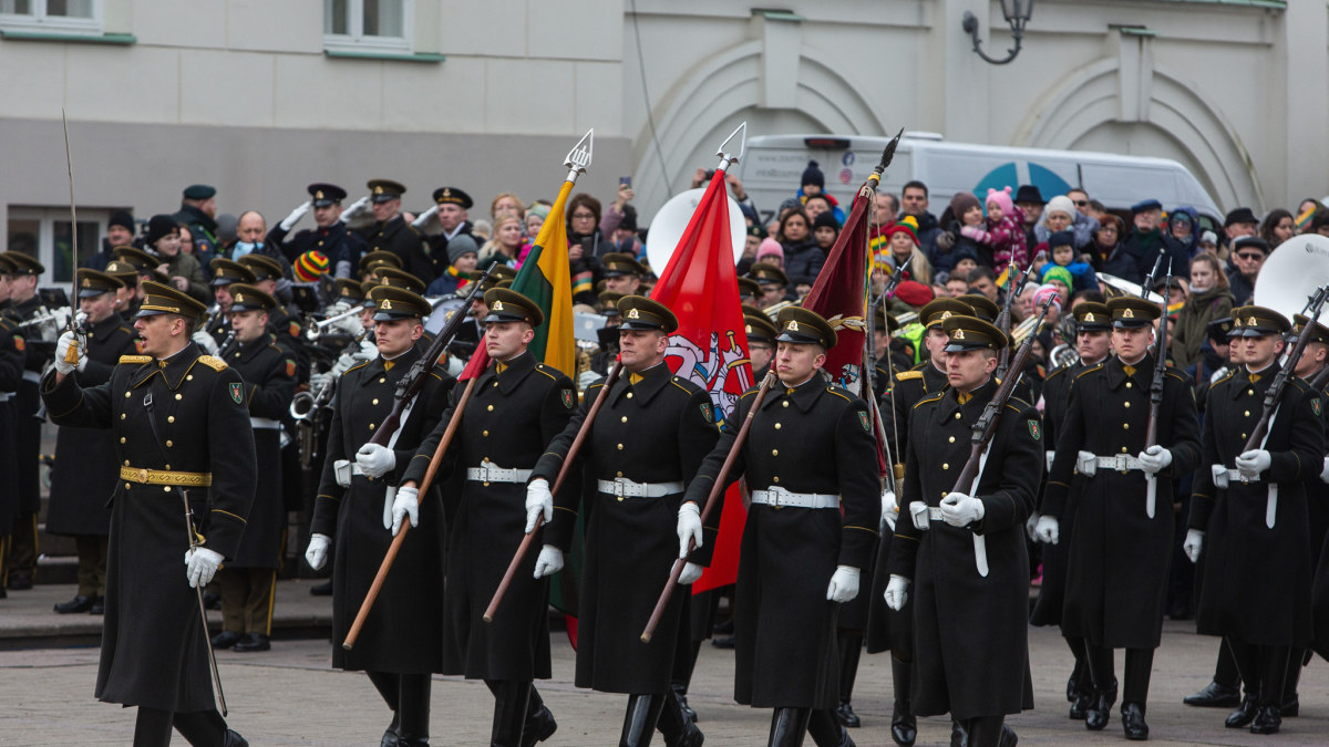 Trijų Baltijos valstybių vėliavų pakėlimo ceremonija Vilniuje, S. Daukanto aikštėje/ Gretos Skaraitienės „ŽMONĖS Foto“ nuotr.