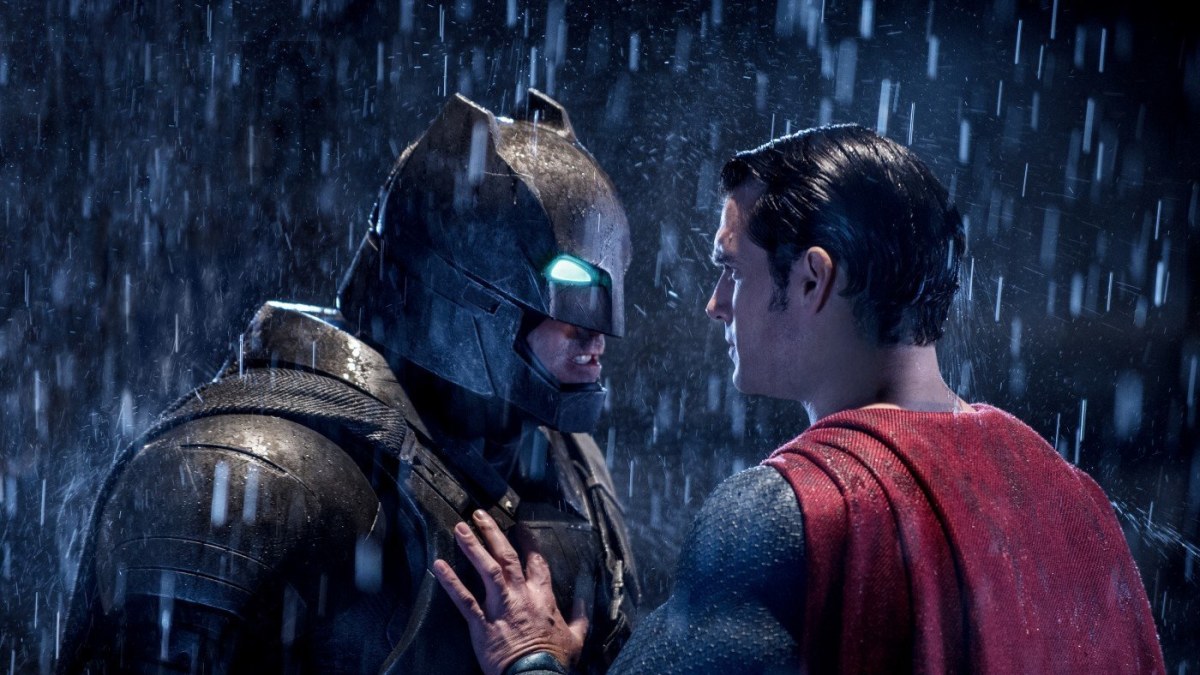 Benas Affleckas ir Henry Cavillas filme „Betmenas prieš Supermeną: teisingumo aušra“  / Kadras iš filmo