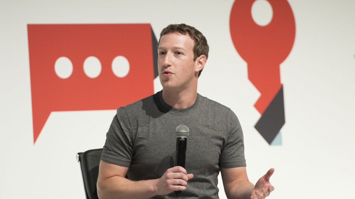 „Facebook“ įkūrėjas Markas Zuckerbergas / „Scanpix“/„EMPICS Entertainment“ nuotr.