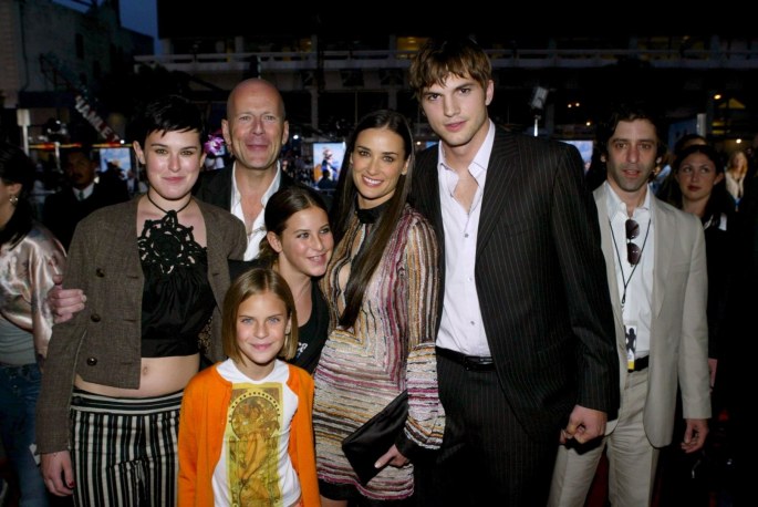 Ashtonas Kutcheris mylėjo savo žmonos Demi Moore dukras, išsiskyręs liūdi, kad neleidžiama su jomis matytis / Vida Press nuotr.