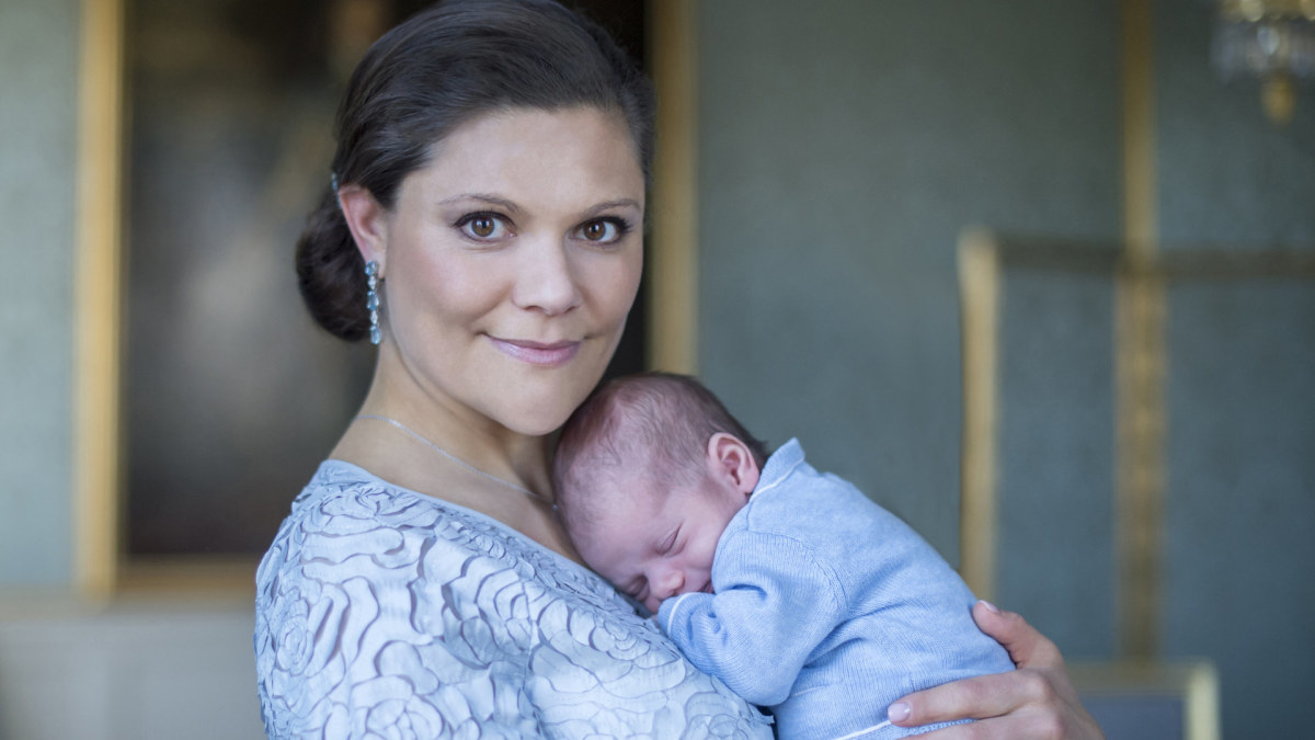 Švedijos princesė Victoria su sūnumi Oscaru / Kate Gabor/Kungahuset.se nuotr.