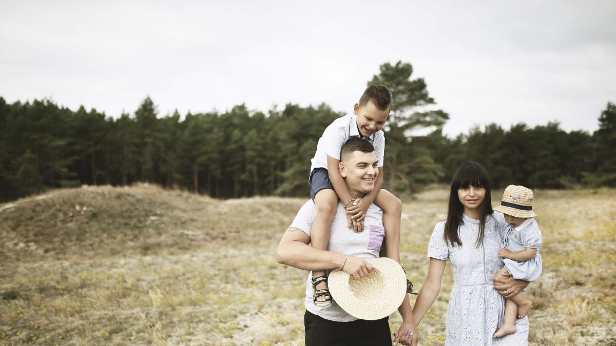 Ieva ir Rolandas Mackevičiai su šeima/ Asmeninio albumo nuotr.
