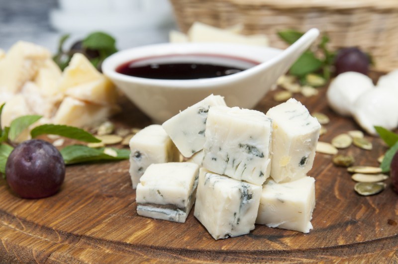 Kaip patiekti sūrius vakarėliui? / Shutterstock nuotr.