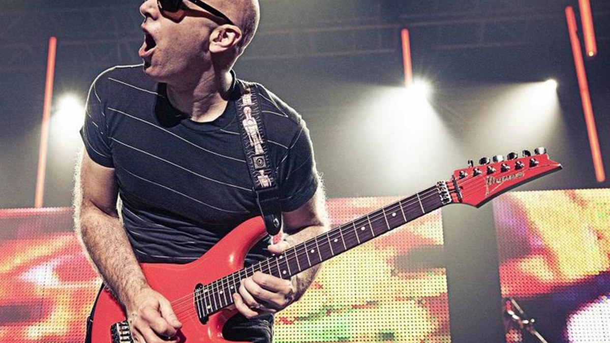 Joe Satriani / „RELAX Live!“ nuotr.