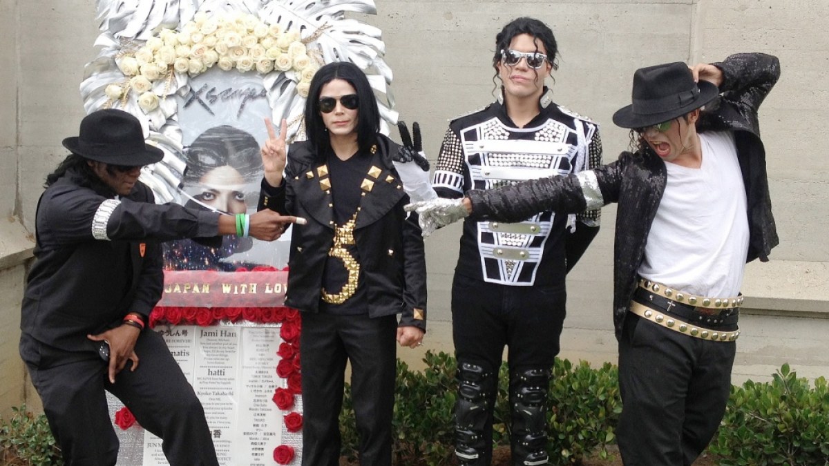 Michaelo Jacksono antrininkai / AFP/„Scanpix“ nuotr.