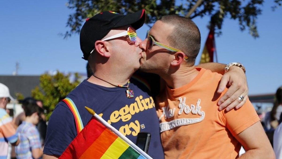 Kalifornijoje atmestas reikalavimas uždrausti tos pačios lyties asmenų santuokas. / „Reuters“/„Scanpix“ nuotr.