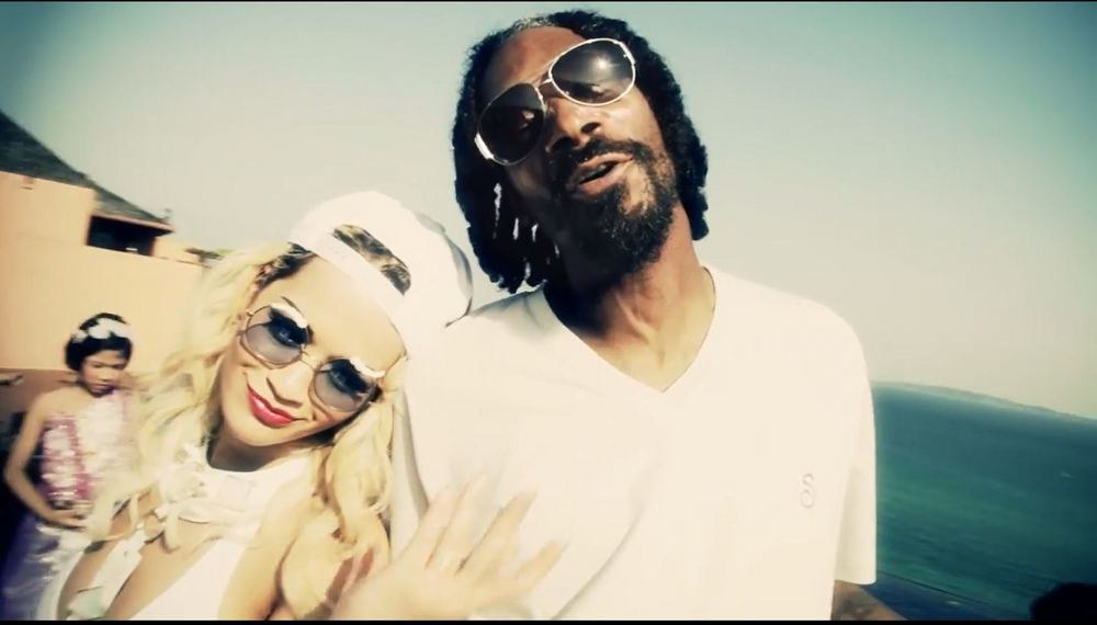 Rita Ora ir Snoop Lion / Youtube.com stop kadras
