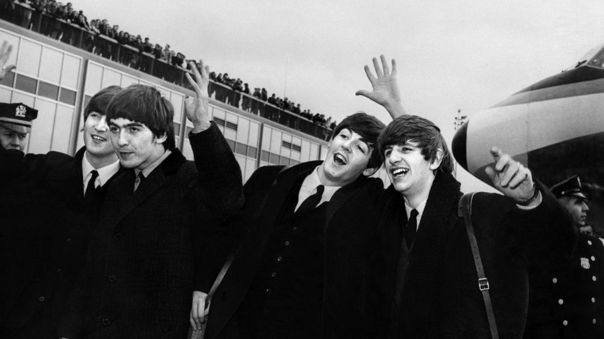 „The Beatles“ (iš kairės): Johnas Lennonas, Ringo Starras, Paulas McCartney ir George'as Harrisonas / AFP/„Scanpix“ nuotr.