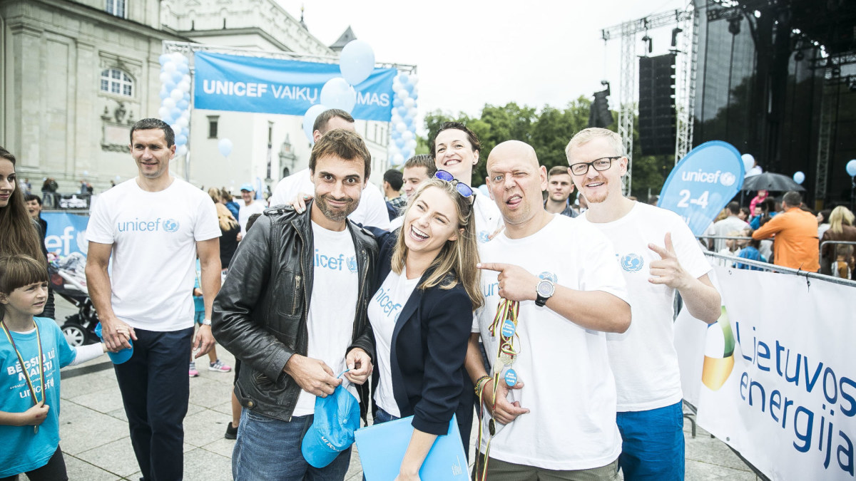 UNICEF vaikų bėgimo akimirka / Viganto Ovadnevo/Žmonės.lt nuotr.