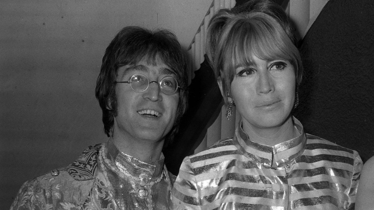 Johnas Lennonas ir Cynthia Lennon (1968 m.) / „Scanpix“/„PA Wire“/„Press Association Images“ nuotr.