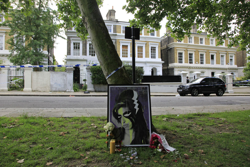 Šiame name gyveno ir mirė garsioji dainininkė Amy Winehouse / „Reuters“/„Scanpix“ nuotr.