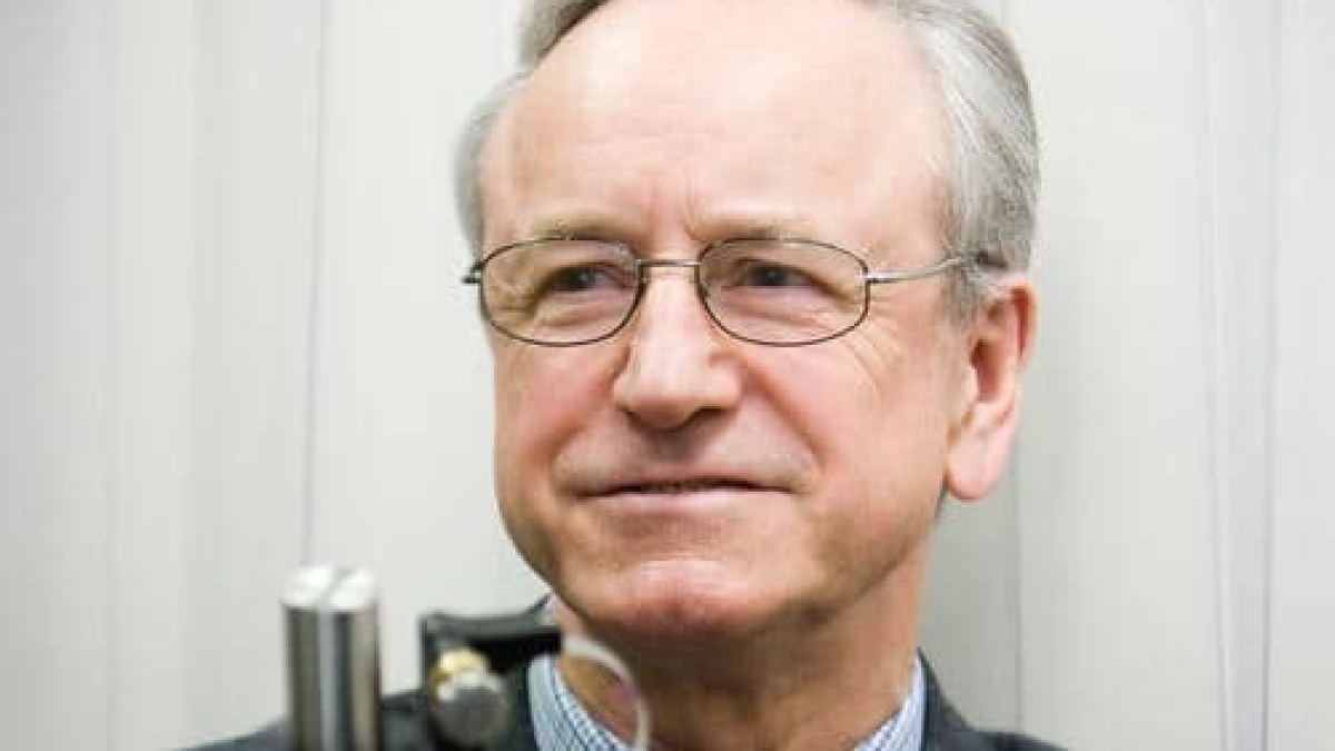 Mokslininkas, lazerių mokslo Lietuvoje kūrėjas Algis Piskarskas / VU nuotr.