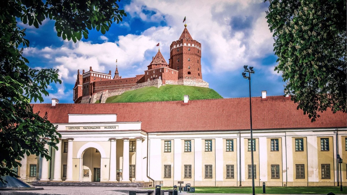 „Antis“ kviečia pažvelgti į atstatytą Vilniaus Aukštutinę pilį / „JP architektūra“ vizualizacija