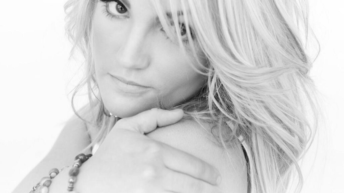 Jamie Lynn Spears singlo „How Could I Want More“ viršelis / „Twitter“ nuotr.
