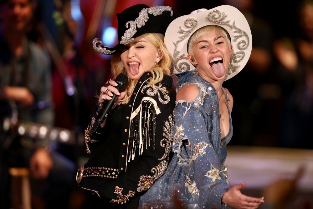Madonna ir Miley Cyrus / AFP/„Scanpix“ nuotr.