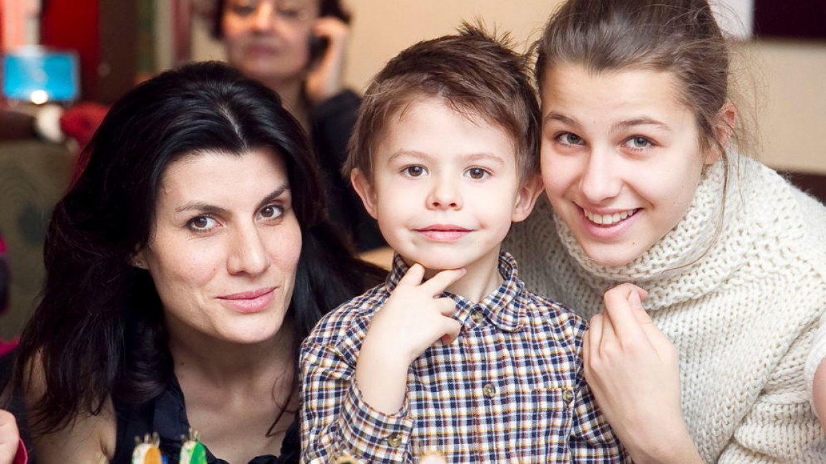 Renata Mikailionytė su dukra Marija ir sūnumi Justu / Viganto Ovadnevo/Žmonės.lt nuotr.