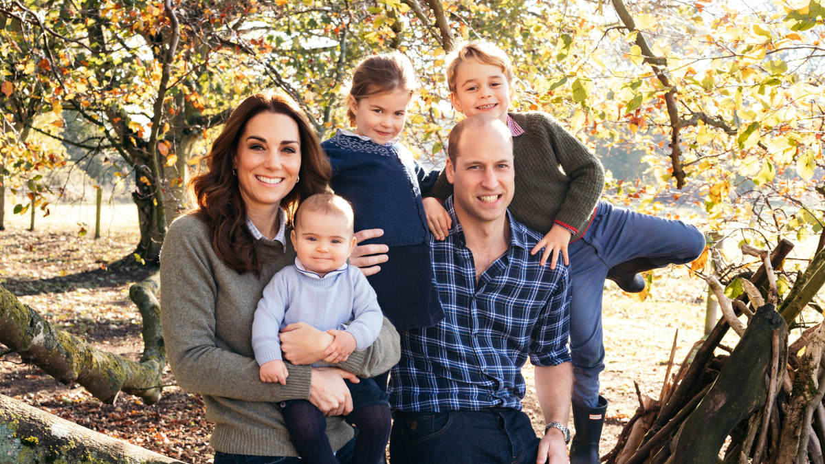 Princas Williamas ir Catherine Middleton su vaikais George'u, Charlotte ir Louisu / „Reuters“/„Scanpix“ nuotr.