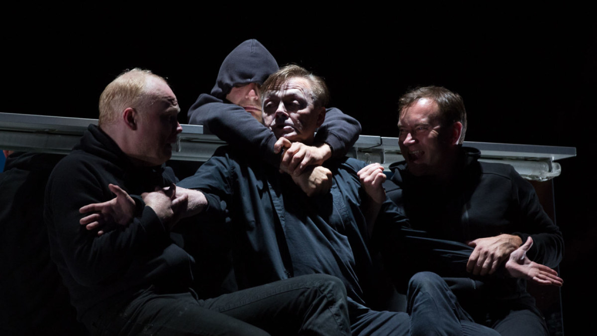 Trakuose parodytas spektaklis „Hamletas“ / Martyno Siruso nuotr.