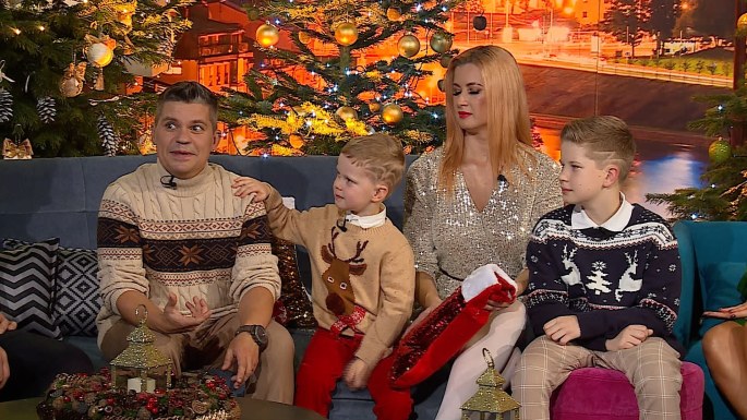 Deivis ir Renata Norvilai su vaikais / Asmeninio albumo nuotr.