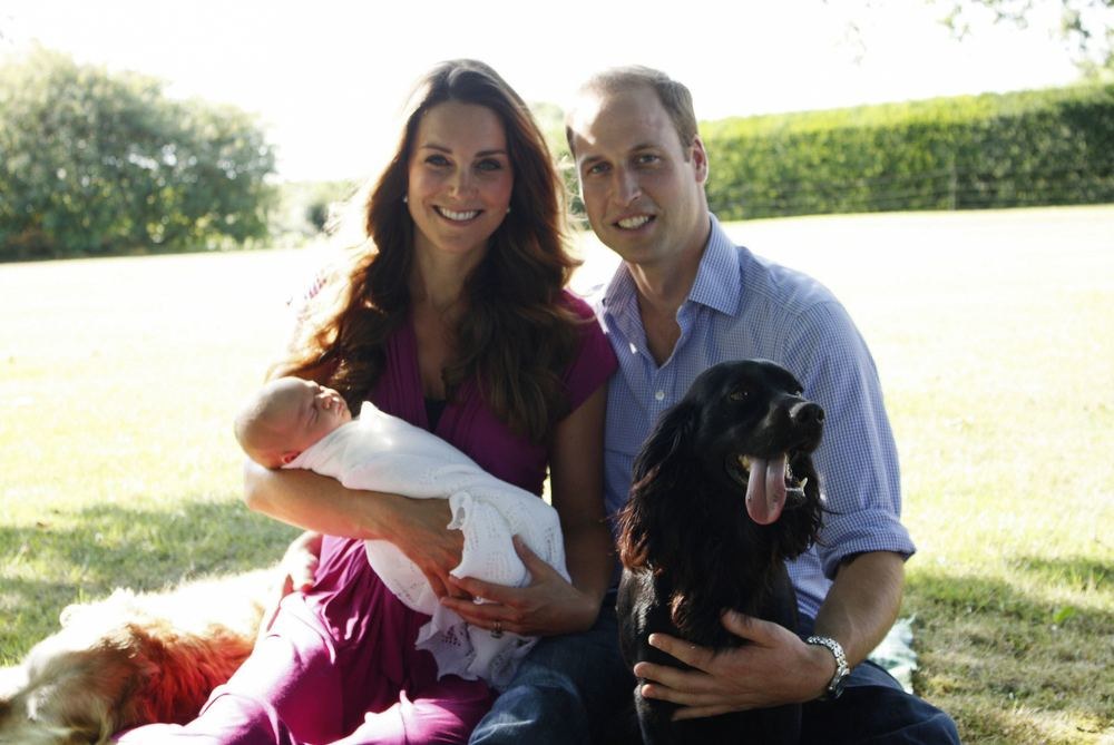 Princas Williamas, Kembridžo hercogienė Catherine ir princas George'as / AFP/„Scanpix“ nuotr.