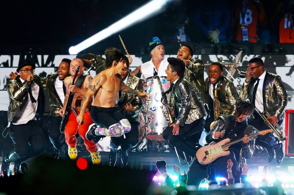 Bruno Marsas ir „Red Hot Chili Peppers“ / AFP/„Scanpix“ nuotr.