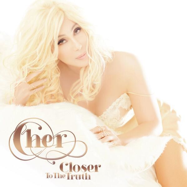 Cher albumo „Closer to the Truth“ viršelis / „Twitter“ nuotr.