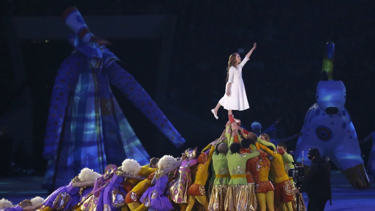 Sočio olimpinių žaidynių atidarymo simbolis – mergaitė Meilė / „Scanpix“ nuotr.