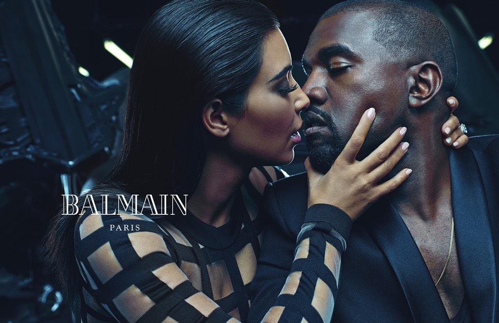 Kim Kardashian ir Kanye Westas „Balmain“ reklamoje / „Balmain“ (Mario Sorrenti) nuotr.
