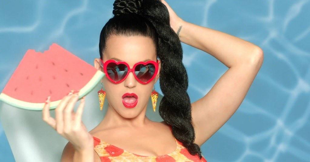 Katy Perry dainos „This Is How We Do“ vaizdo klipe / Kadras iš vaizdo klipo