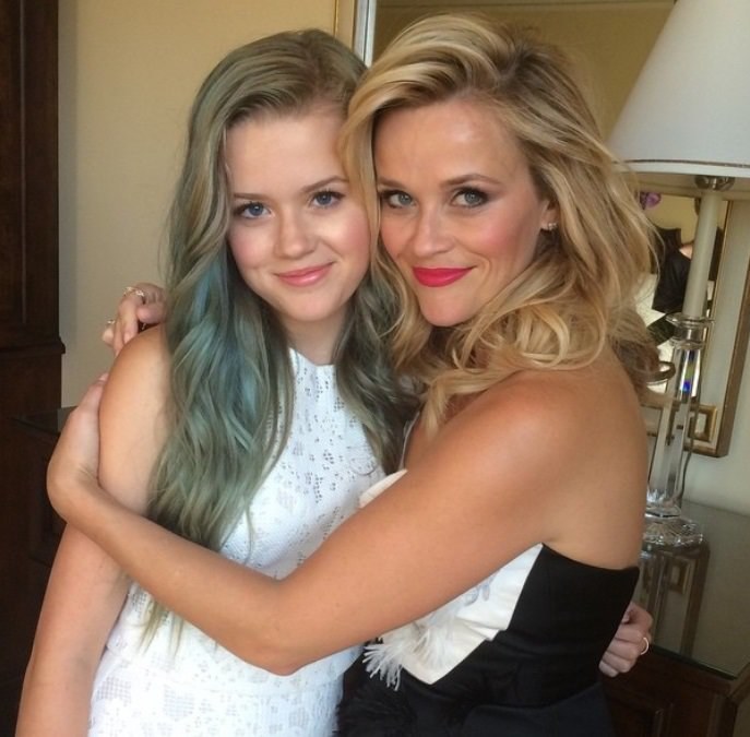 Reese Witherspoon su dukra Ava / „Instagram“ nuotr.