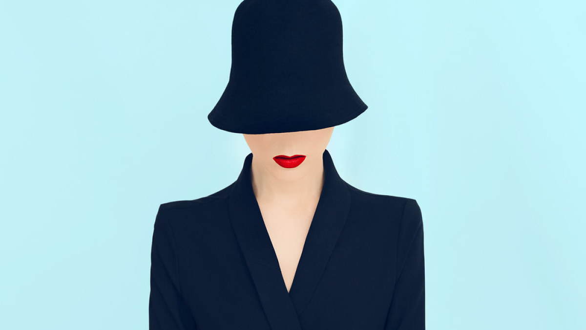 Moters su skrybėle iliustracija. / „Shutterstock“ nuotr.