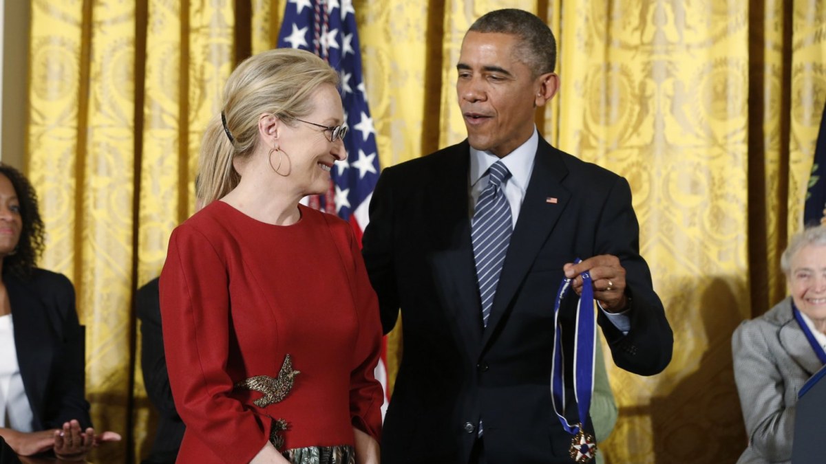 Meryl Streep ir Barackas Obama / „Reuters“/„Scanpix“ nuotr.